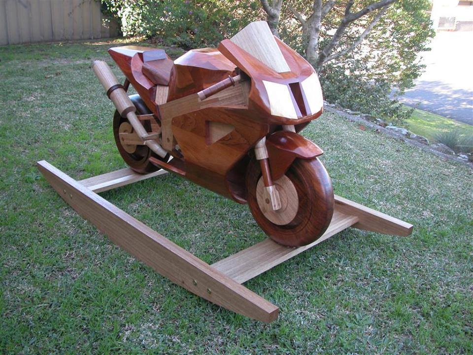 :  wooden_bike.jpg
: 1830

:  145.9 